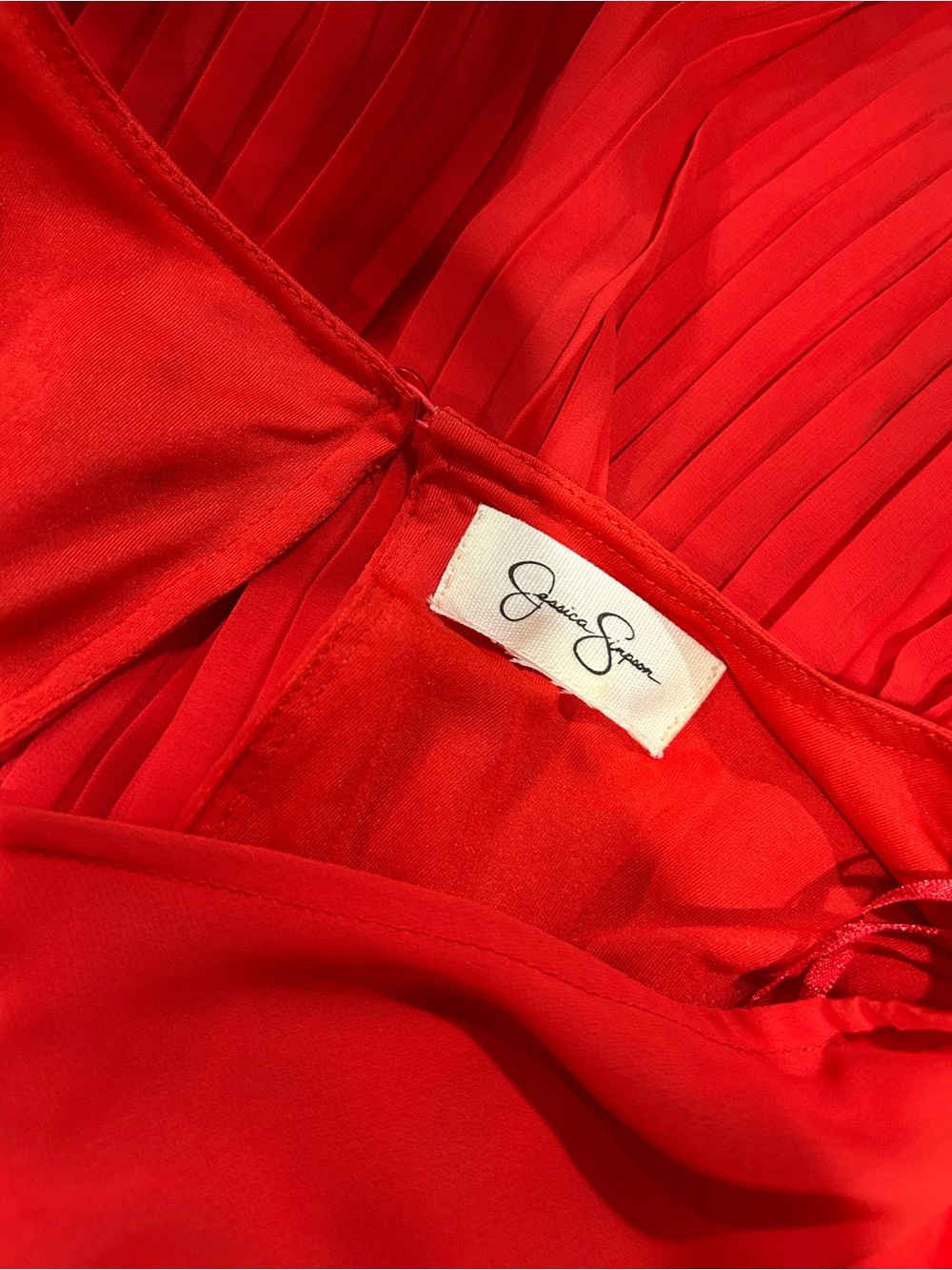 Jessica Simpson Vibrant Red Long-Sleeve Pleated Skater Dress - Picture 9 of 9